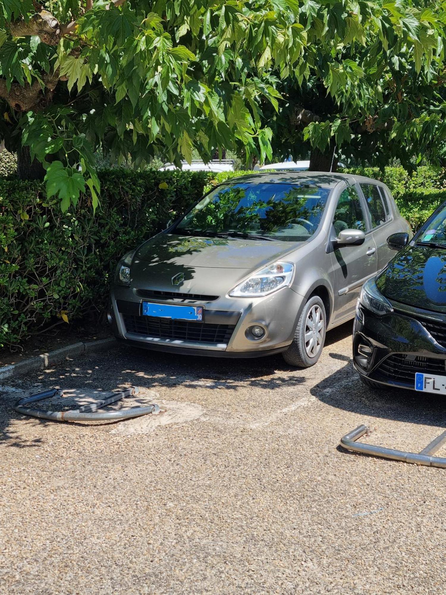 Superbe T2 Tout Confort 3 Etoiles, Entierement Renove Avec Piscine, Parking, Clim, Wifi, Netflix La Grande Motte Luaran gambar